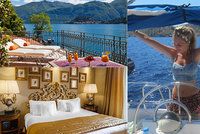 Británie zpřísňuje, Johnsonovu „vydřičku“ to netrápí. Užívá si luxusní resort v Itálii