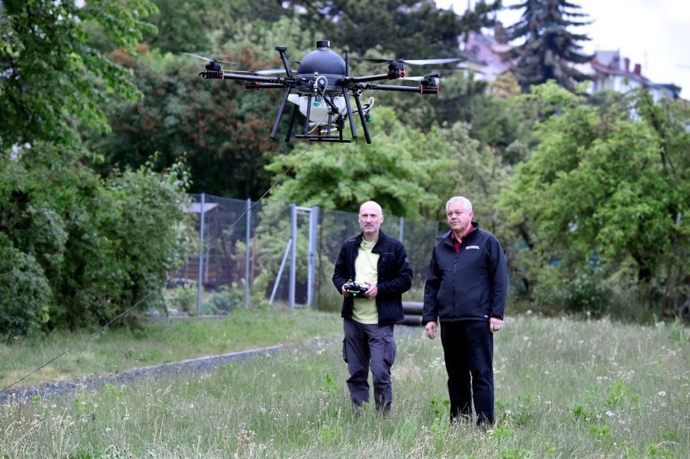 Dezinfekce proti koronaviru pomocí dronů v Brně