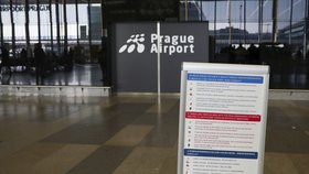 Letiště Václava Havla přijalo dílčí opatření kvůli koronaviru, o lékařskou službu na něm následně stoupl zájem  (27.1.2020).