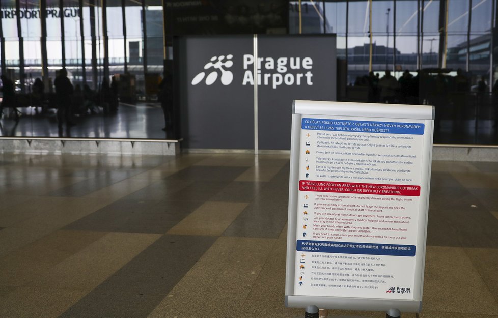 Letiště Václava Havla přijalo dílčí opatření kvůli koronaviru, o lékařskou službu na něm následně stoupl zájem  (27.1.2020)