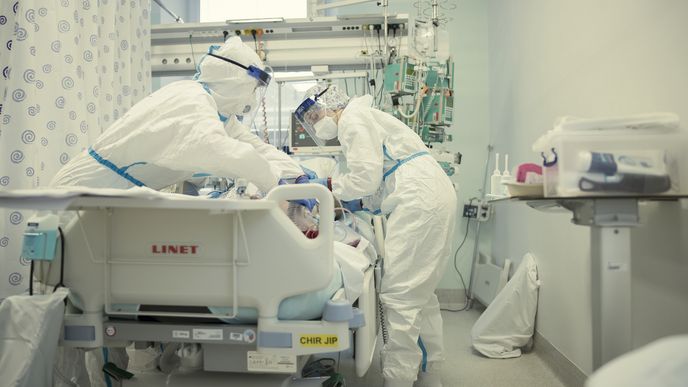 Boj s koronavirem v Krajské nemocnici Liberec (9.12.2020)