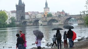 Poslední květnový týden v Praze občas zaprší, teploty se budou pohybovat kolem dvaceti stupňů. (ilustrační foto)