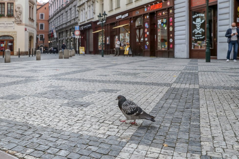 Vylidněná Praha během pandemie koronaviru (22. 10. 2020)