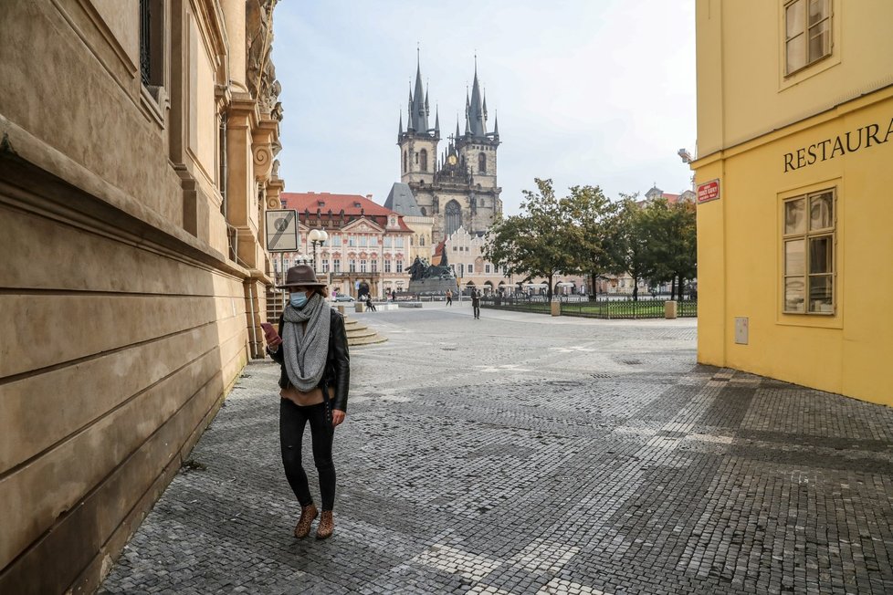 Vylidněná Praha během pandemie koronaviru (22. 10. 2020)