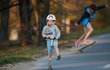 Češi si užívají možnosti sportovat i za mimořádných opatření (10. 4. 2020)