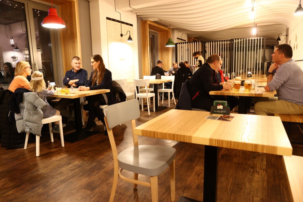 České hospody a restaurace před dalším uzavřením (17. 12. 2020)