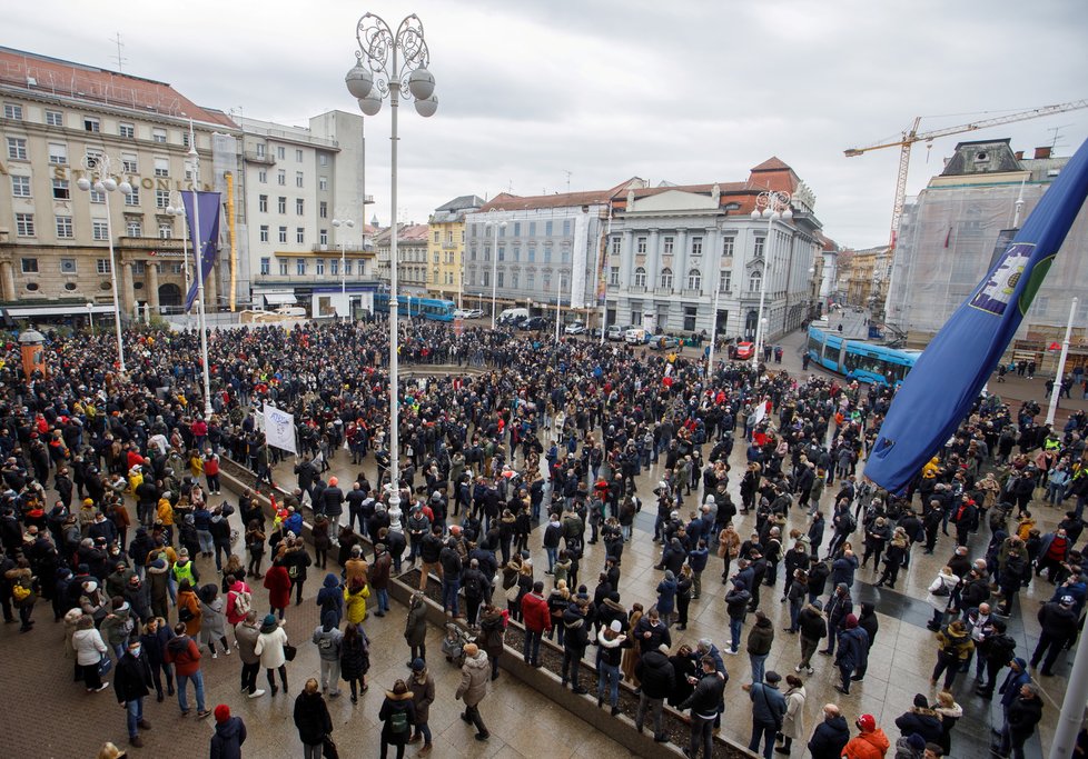 Koronavirus v Chorvatsku: Protesty proti opatřením.