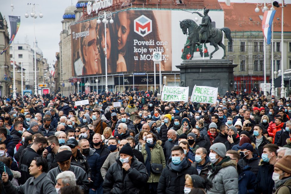 Koronavirus v Chorvatsku: Protesty proti opatřením.