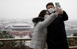 Obavy z dalšího šíření koronaviru: Lidé v Pekingu a selfie se Zakázaným a nyní i uzavřeným městem (5.2.2020)