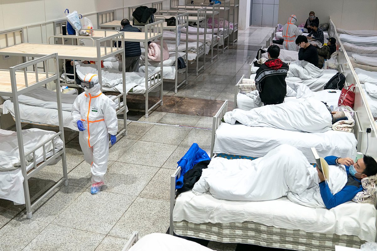 Ohnisko koronaviru Wu-chan: Konferenční centrum bylo přeměněno na prostor pro izolaci pacientů s lehkými formami onemocnění