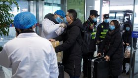 Kontroly kvůli koronaviru v Číně pokračují i v provincii Hunan (27. 1. 2020)
