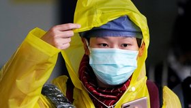 Obavy z koronaviru: Čína se děsí dalšího šíření nemoci