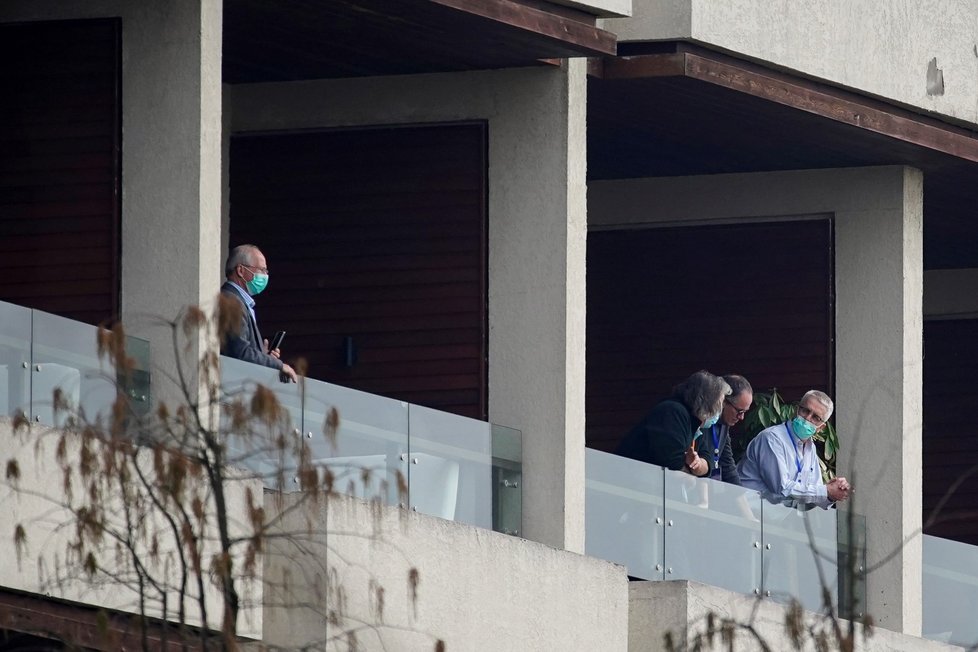 Tým WHO vyšetřující původ pandemie koronaviru v hotelu ve Wu-chanu v Číně (8. 2. 2021)