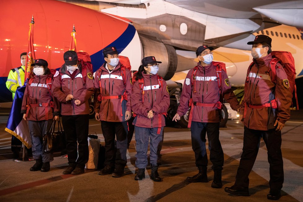 Zásilka zdravotnického materiálu z Číny dorazila do Srbska, (21.03.2020).