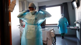 Covidová rarita: V Belgii zemřela žena, která se nakazila dvěma variantami koronaviru současně