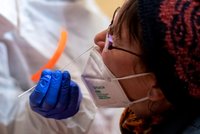 Soud zrušil další nařízení ministerstva. Testování v „důchoďácích“ není řádně odůvodněno