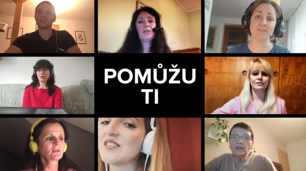 Učitelé ze Základní školy Nádražní v Hustopečích spontánně nazpívali pro své žáky motivační klip k online výuce.