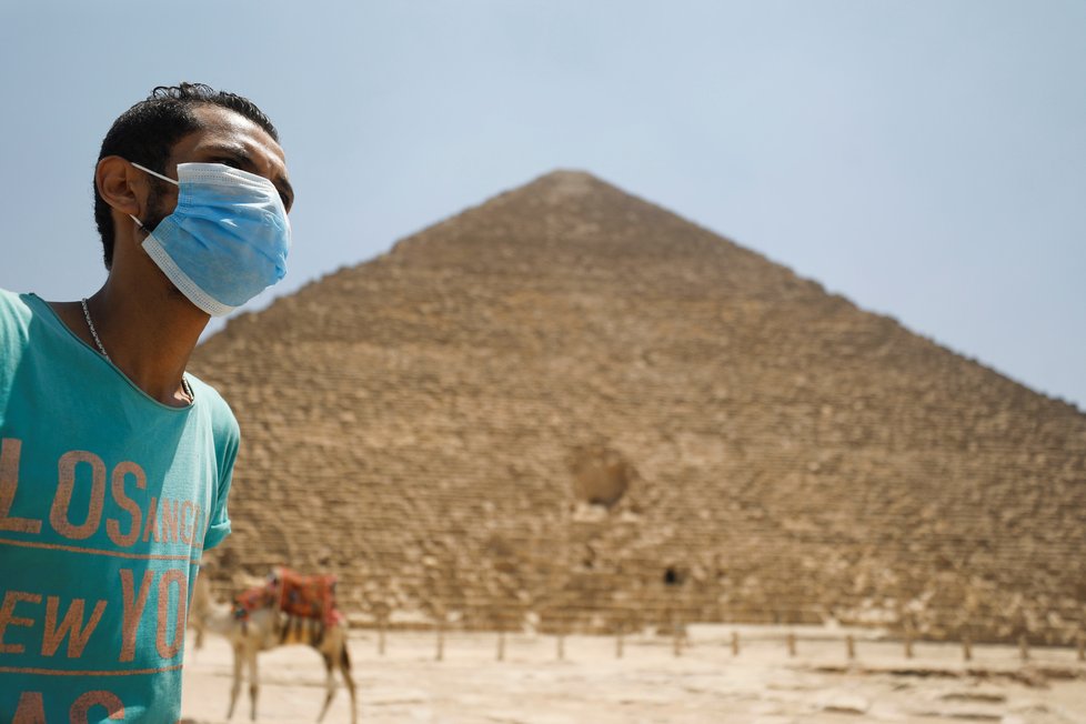 Egypt po koronakrizi otevřel brány turistům (1.7.2020).