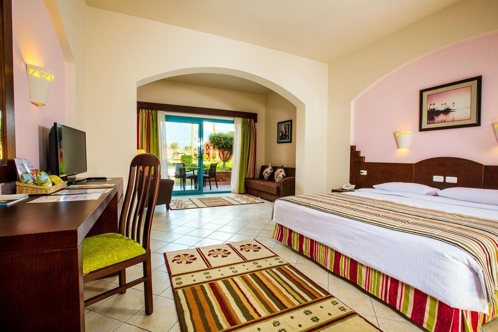Hotel Sentido oriental v Marsa Alam, kde uvázli čeští turisté.