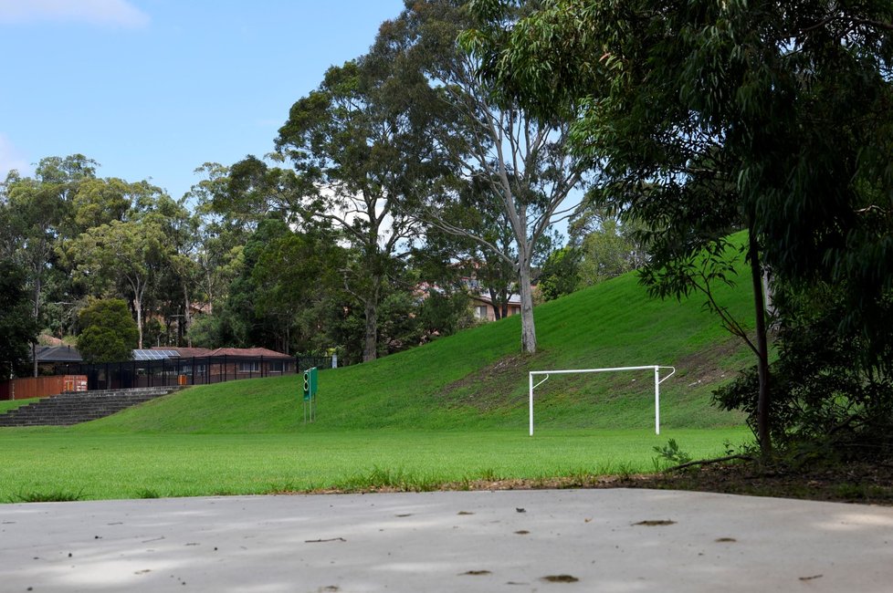 Střední škola v Sydney je zavřená poté, co jedné ze studentek potvrdili koronavirus (11. 3. 2020).