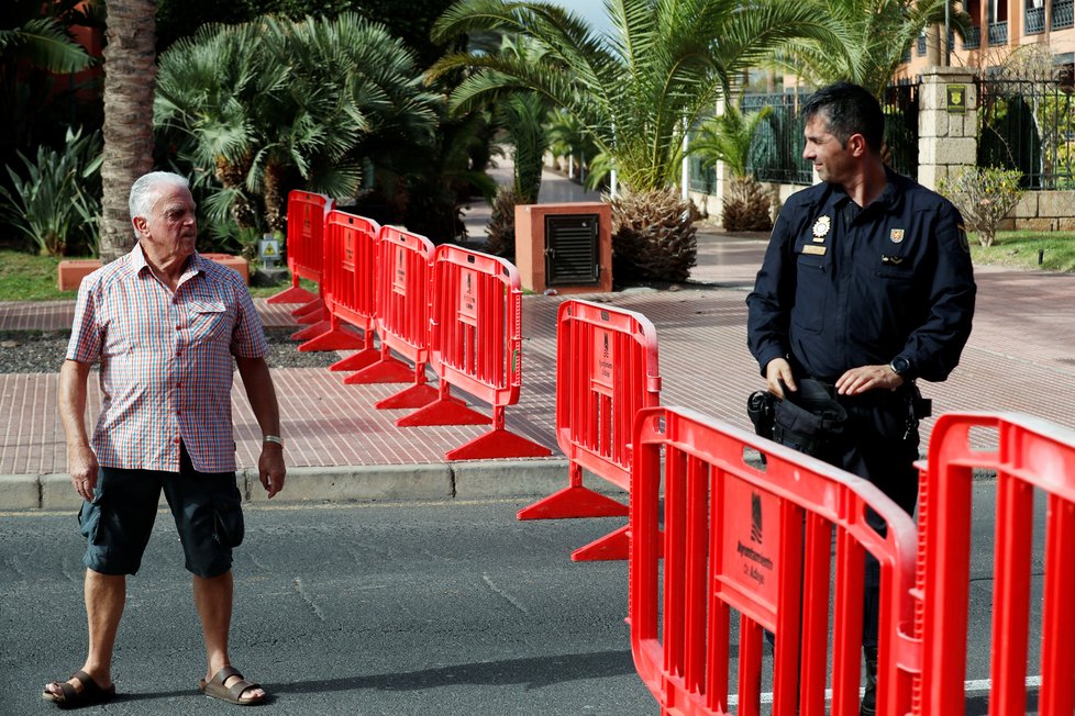 Turisté včetně Čechů skončili v karanténě v hotelu H10 Costa Adeje Palace na Kanárech