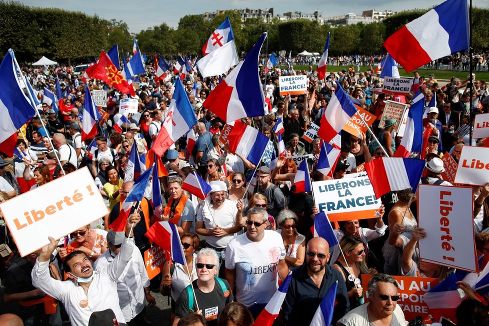 Ve francii se znovu demonstrovalo proti zdravotním pasům.
