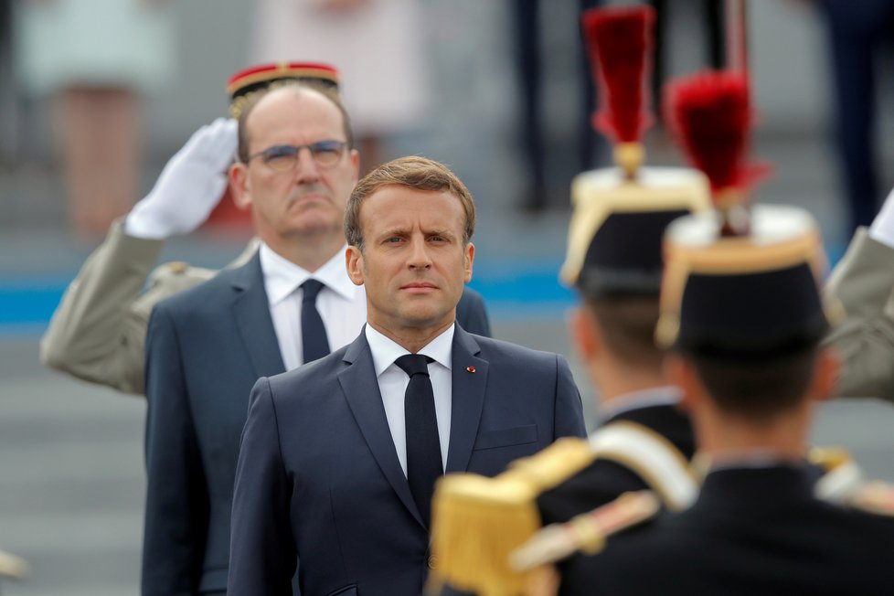 Prezident Emmanuel Macron s manželkou Brigitte během oslav Dne Bastily (14.07.2020)