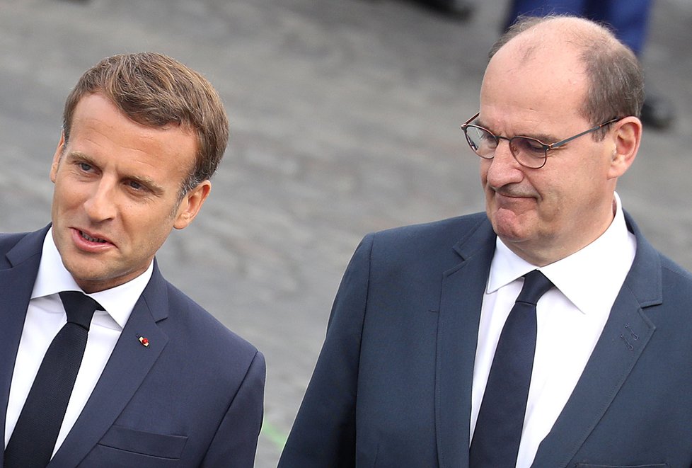 Prezident Emmanuel Macron s manželkou Brigitte během oslav Dne Bastily (14.07.2020)