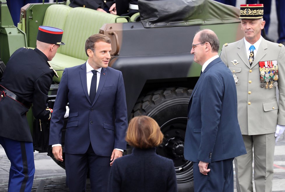 Prezident Emmanuel Macron s manželkou Brigitte během oslav Dne Bastily (14.07.2020)