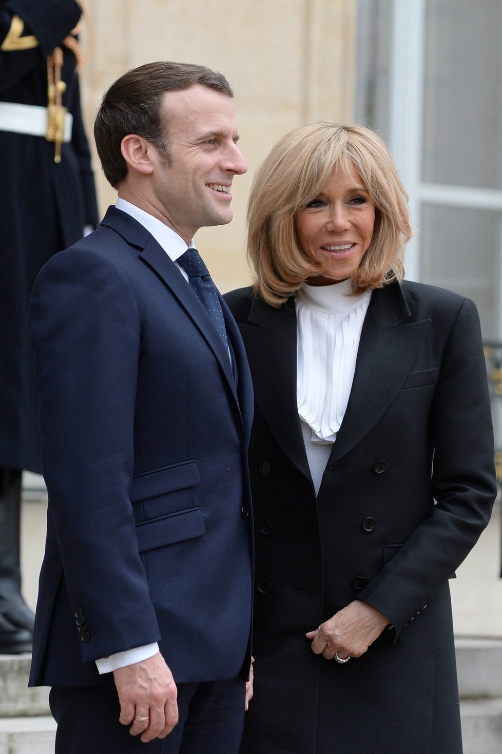 Francouzský prezident Emmanuel Macron s manželkou Brigitte.