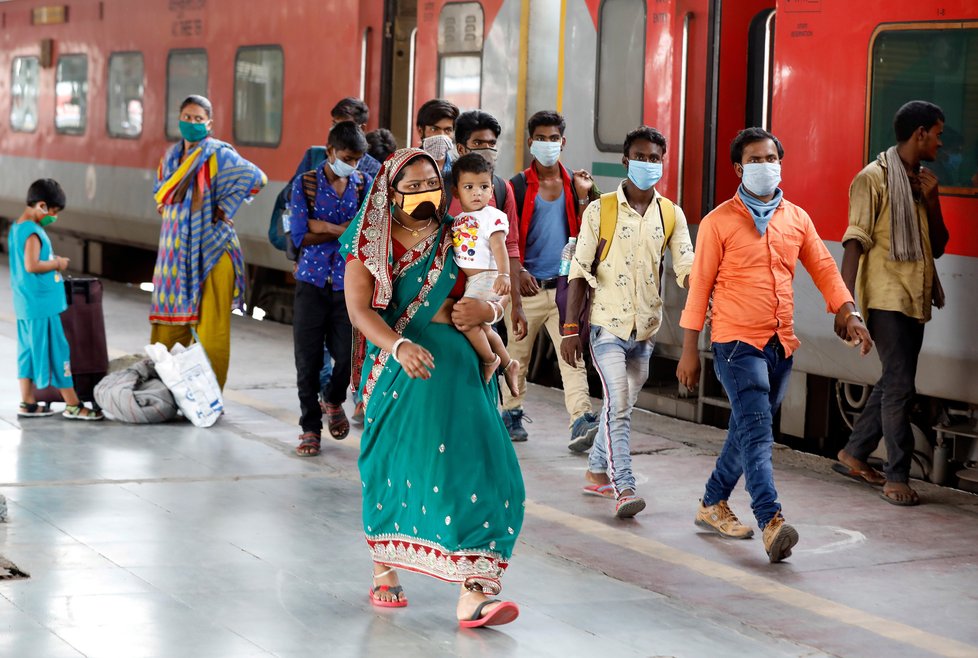 Koronavirus v Indii, (2. 7. 2020).