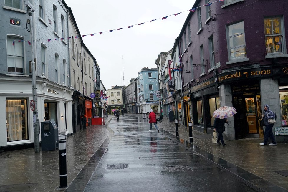 Prázdné ulice v Irsku.