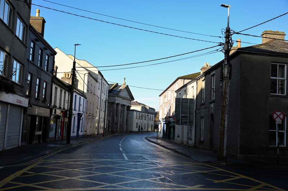 Prázdné ulice v irském Galway