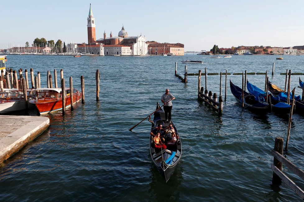 Pandemie tvrdě dopadla na turistický ruch. V italských Benátkách je jen zlomek turistů.