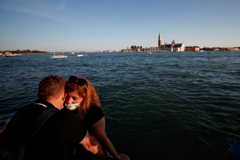 Pandemie tvrdě dopadla na turistický ruch. V italských Benátkách je jen zlomek turistů.