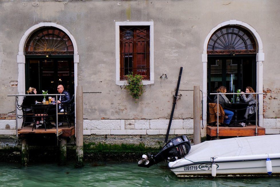 Navrat turistů do Benátek po lockdownu. (2021)