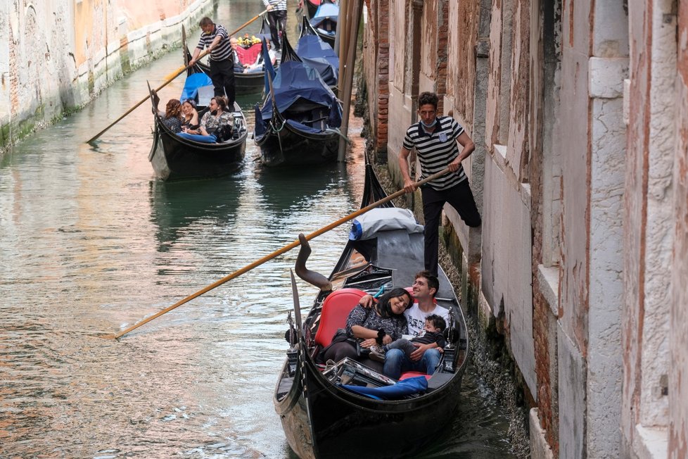 Navrat turistů do Benátek po lockdownu. (2021)