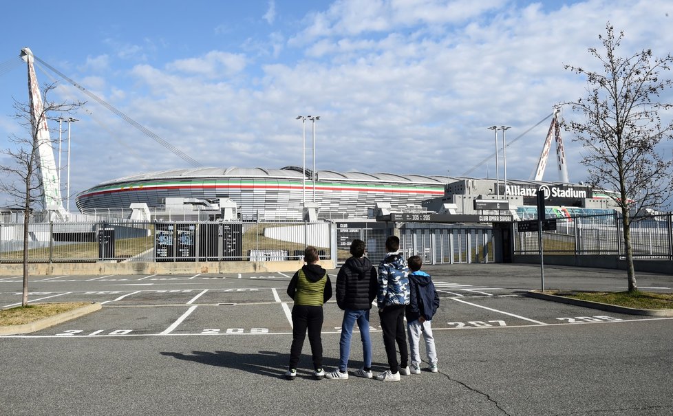 Stadion v Turíně je kvůli nebezpečí koronaviru zavřený (29.2.2020)