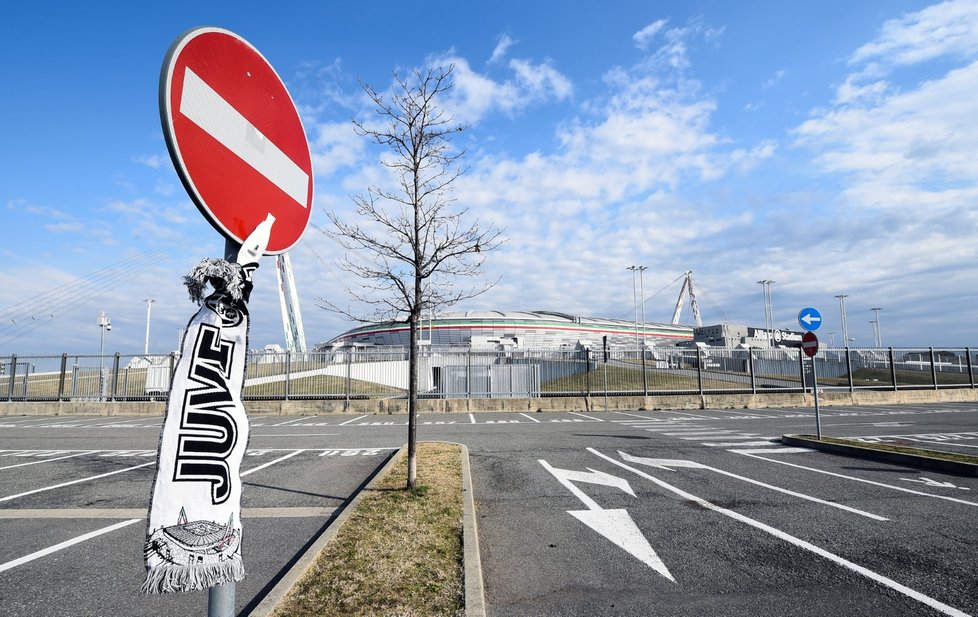 Stadion v Turíně je kvůli nebezpečí koronaviru zavřený (29.2.2020)