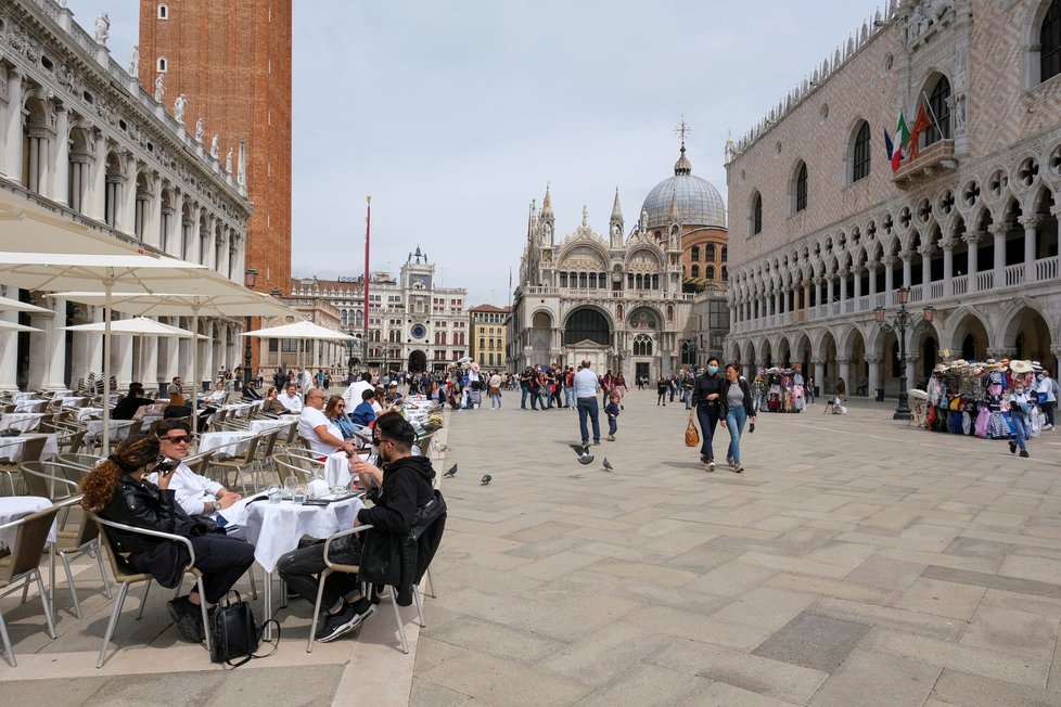 Italové se nemůžou dočkat turistů.