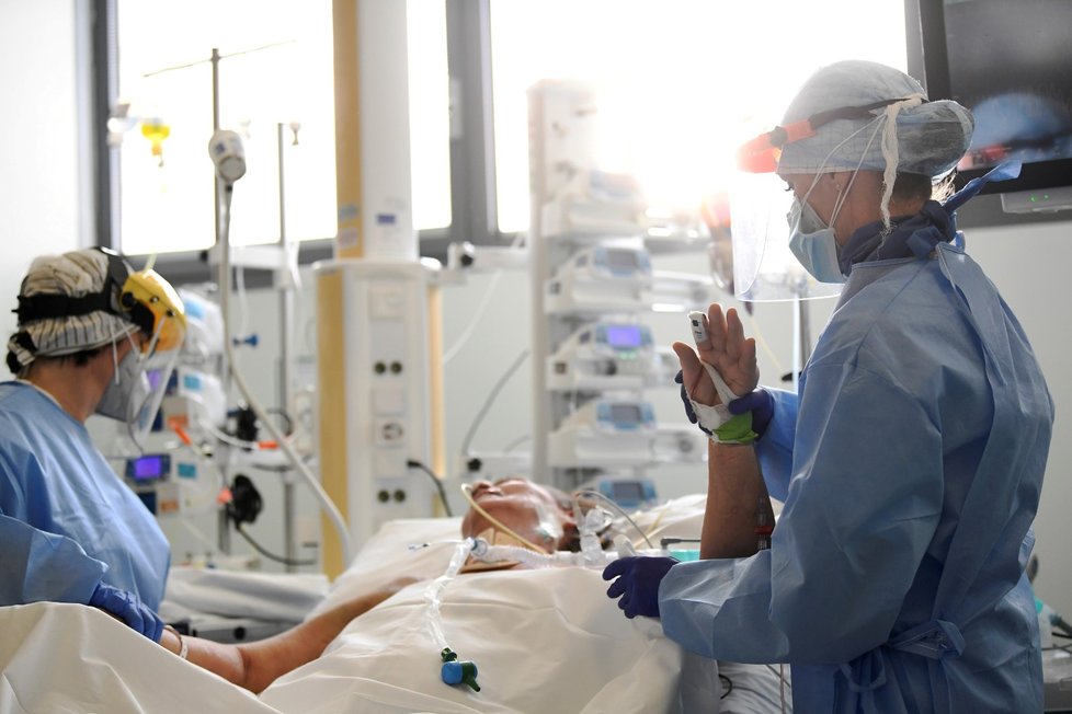 Bergamská nemocnice je poprvé bez pacientů s covidem na JIP