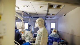 Dramatická předpověď pro české nemocnice: V těžkém stavu bude tisíc lidí ještě v říjnu