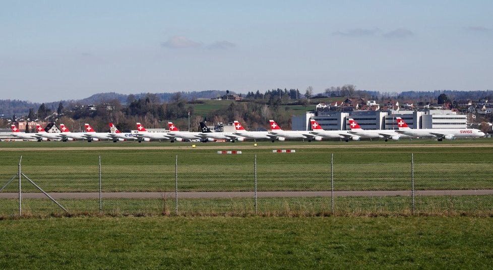 Odstavená letadla Swiss Airlines (22.3. 2020)