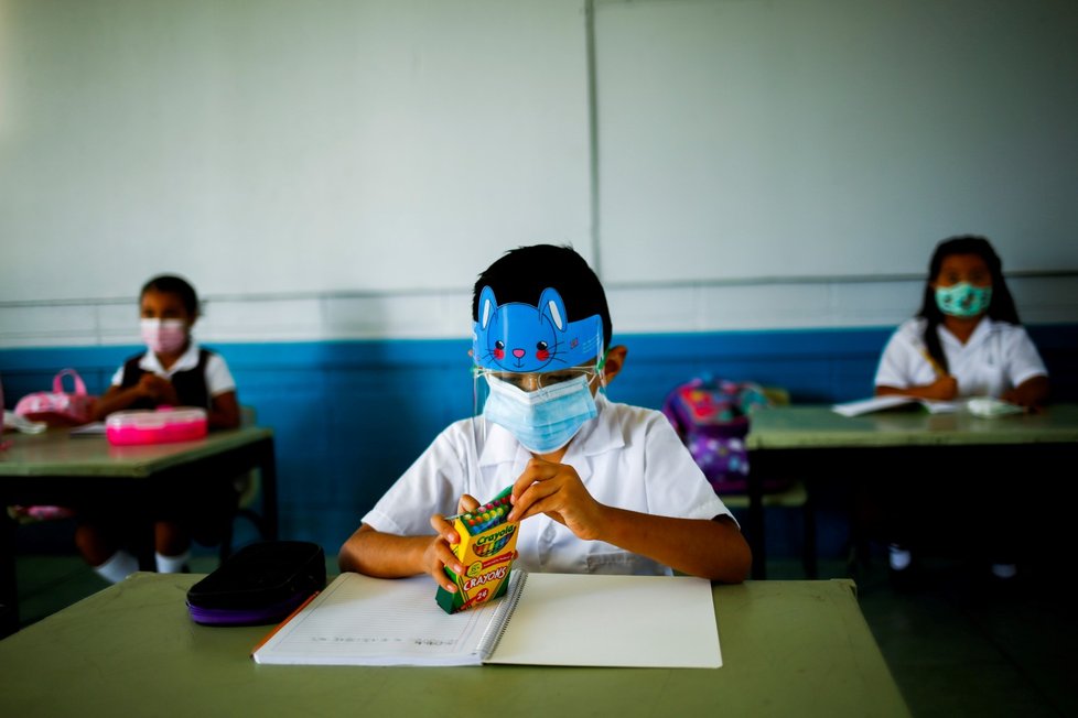 Návrat dětí do škol v Mexiku