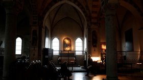 Kostel Santa Maria delle Grazie v Miláně omezil provoz kvůli prevenci šíření nákazy.