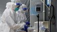 Vývoj pandemie koronaviru: Svět děsí nová mutace omikron, (3.12.2021).