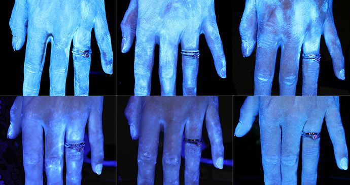 Test pod UV lampou: Myjete si ruce správně?