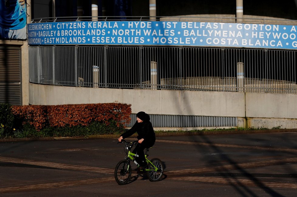 V Anglii byly odloženy fotbalové zápasy kvůli opatřením proti šíření koronaviru. (11. 3. 2020)