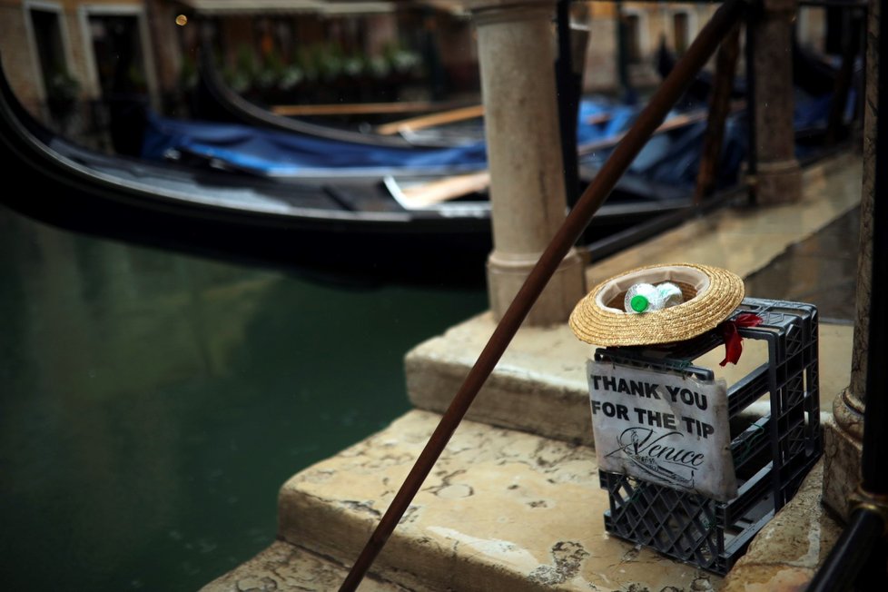Benátky jsou téměř vylidněné kvůli hrozbě koronaviru (2.3.2020)