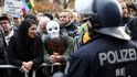Policie zasáhla proti demonstrantům v Berlíně.